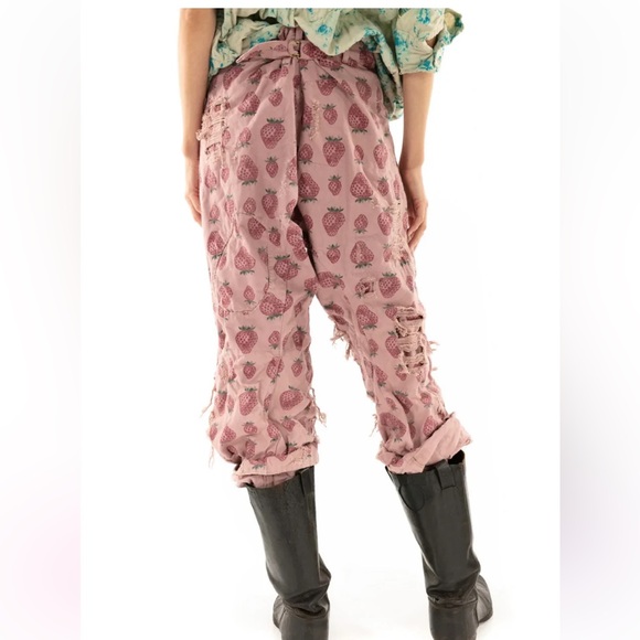 Strawberry Provision Sweet Kiss Trousers #319 - Picture 2 of 6